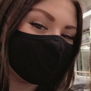 Meet your Posher, Ellie